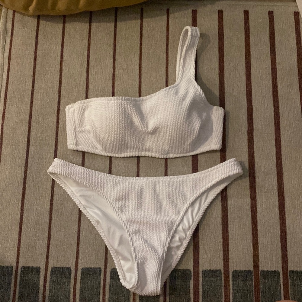 Target Shade & Shore Scrunch Bikini